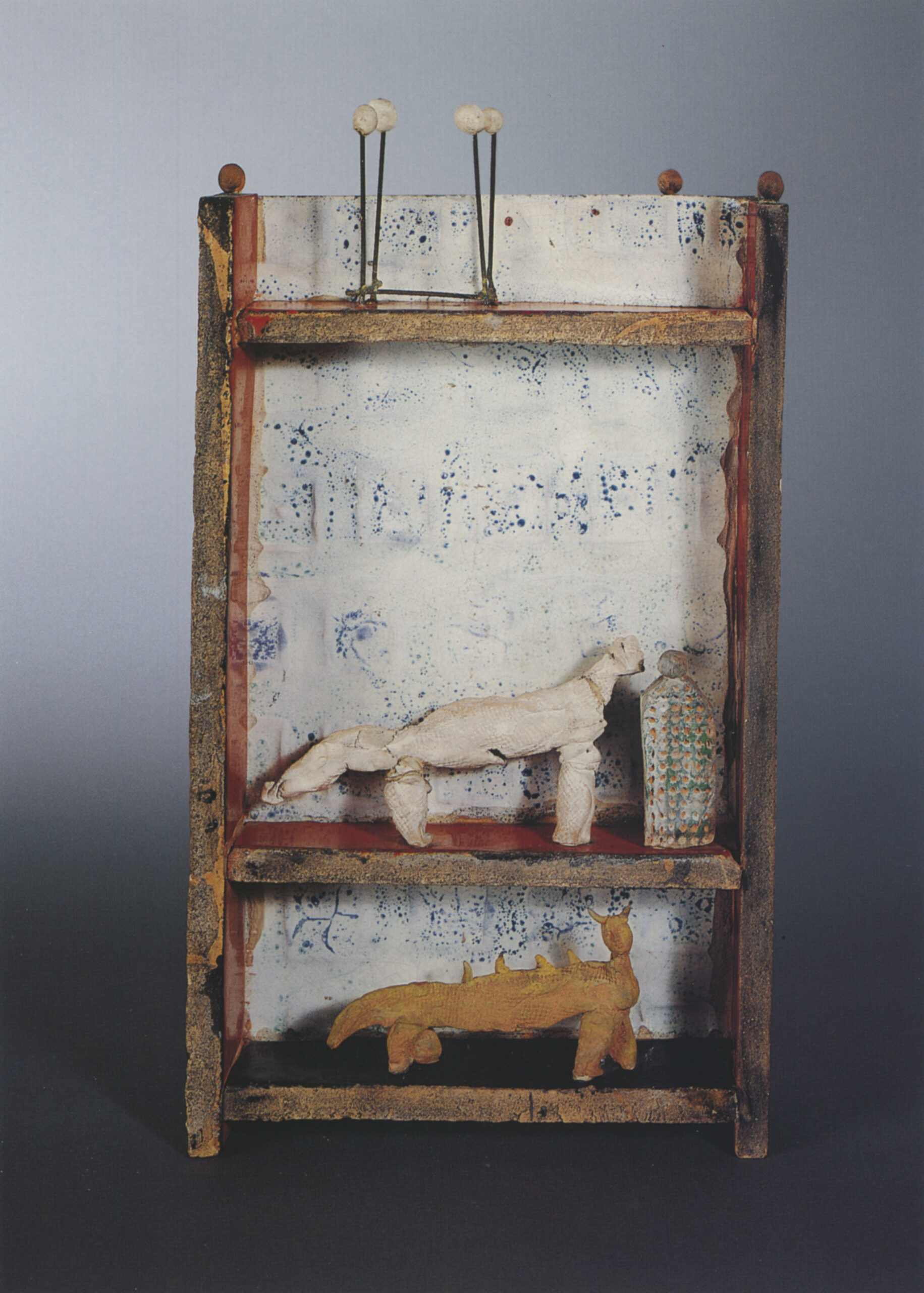 Fausto Melotti I vizi e le virtù, 1959 c. terrecotte dipinte, maiolica, ottone 45,5 x 25,1 x 7,2 cm