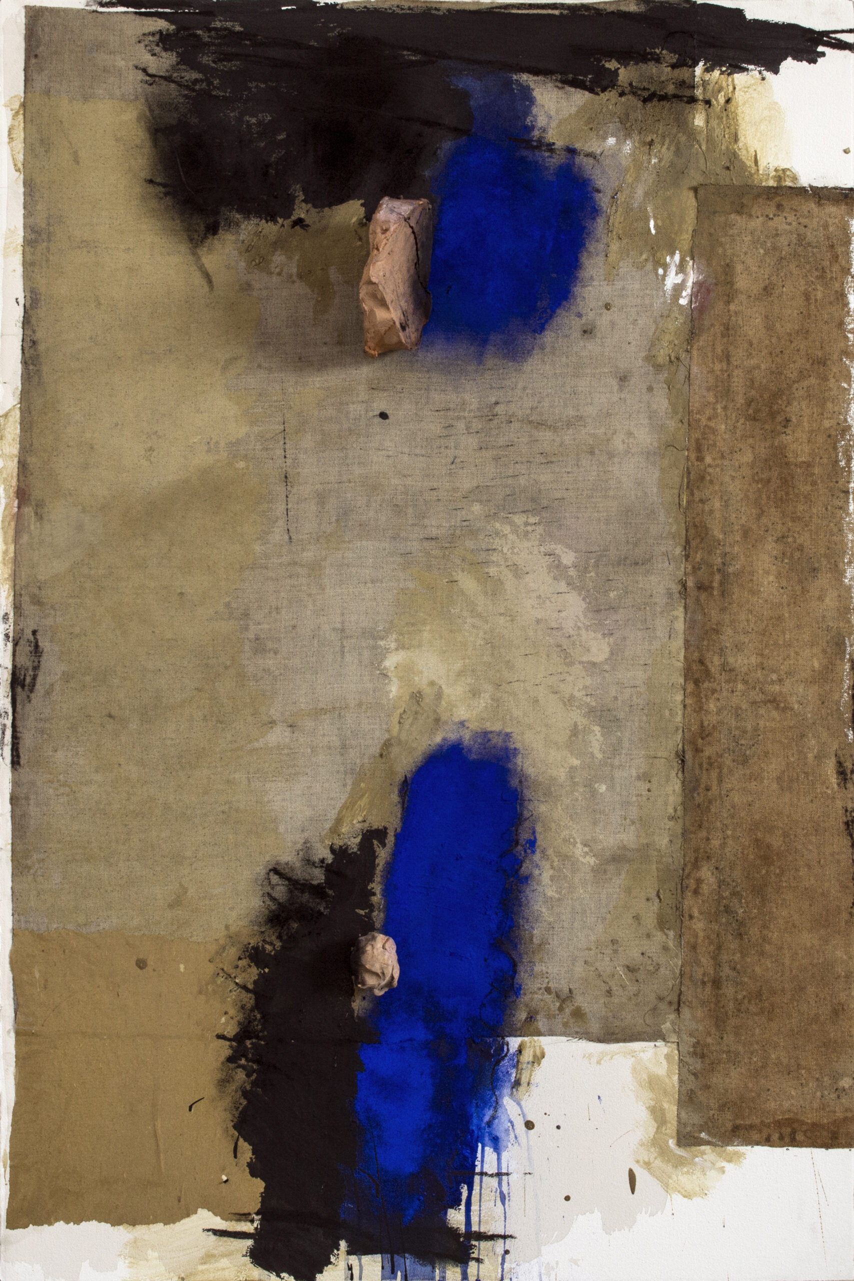 Marco Gastini Attrarsi nel Campo, 2013 tecnica mista e terracotta su carta 154,5 x 103,5 x 17 cm