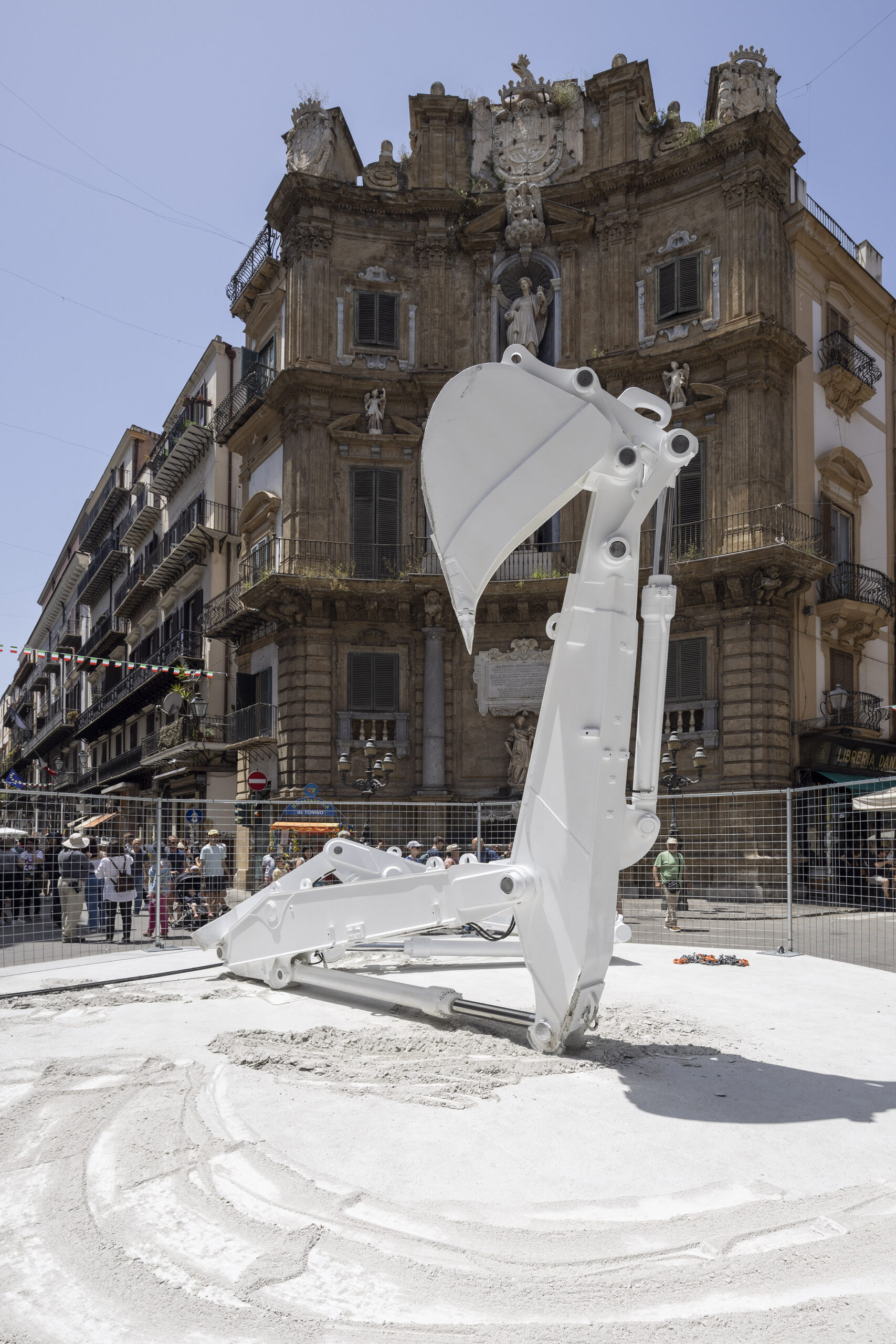 Arcangelo Sassolino, Elisa, 2012