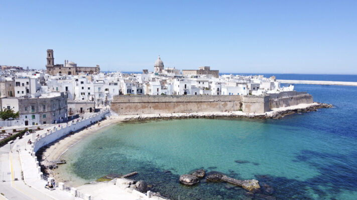 Monopoli Veduta di Cala Porta Vecchia Photo © Ignazio Silicati Comune di Monopoli